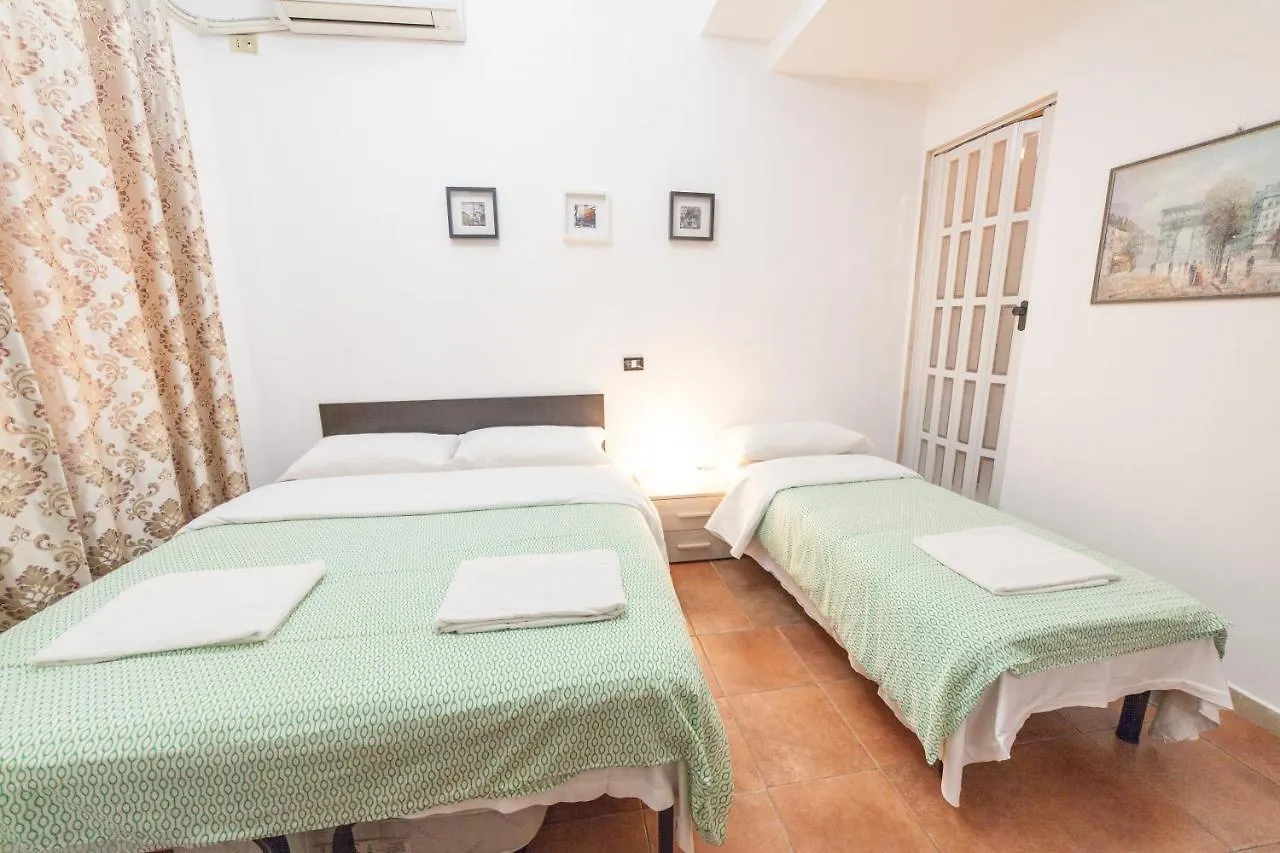Bed & Breakfast Lemei House Rome Italy